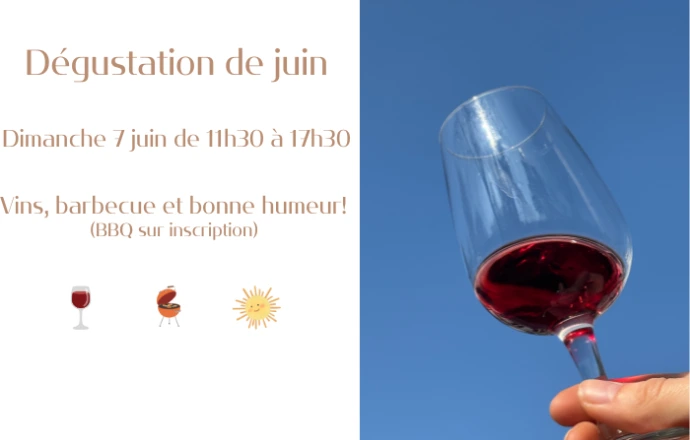 verre de vin et ciel bleu